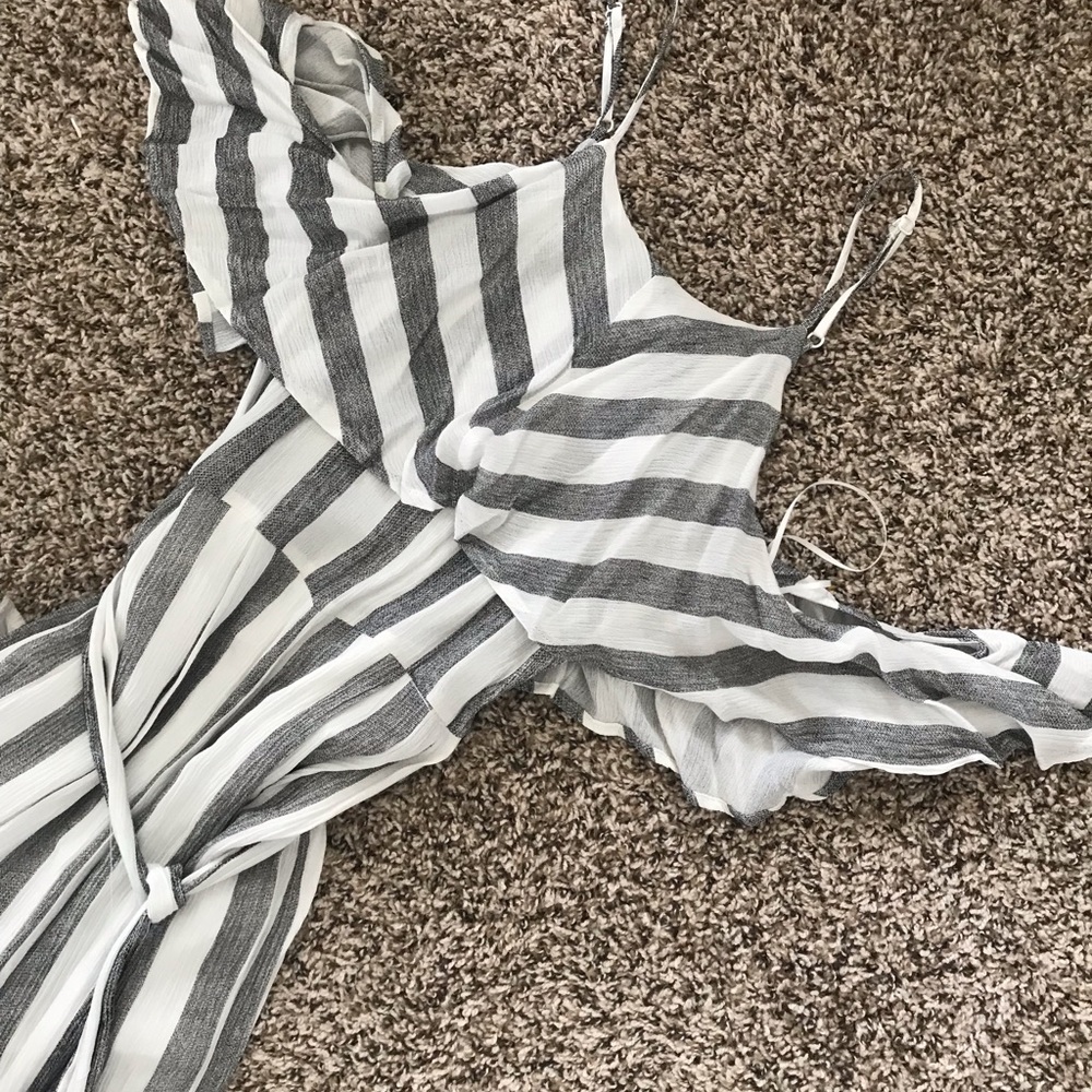 Cold shoulder striped jumper
